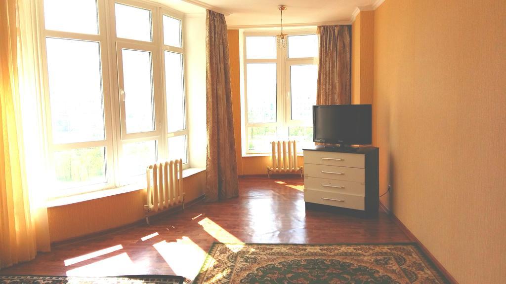 Apartment In Heart Of Astana エクステリア 写真