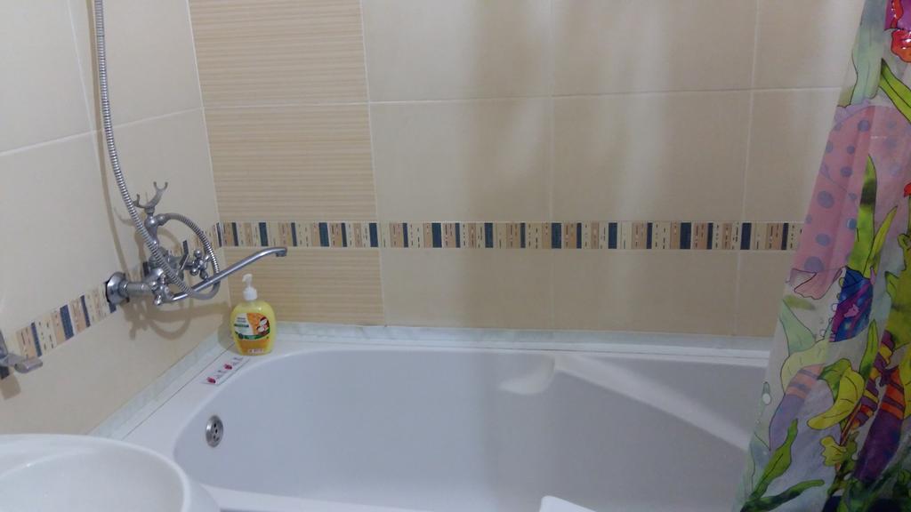 Apartment In Heart Of Astana エクステリア 写真